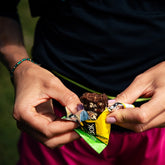 näak Ultra Energy Bar Almond + Chocolate – praktisk snack under aktivitet